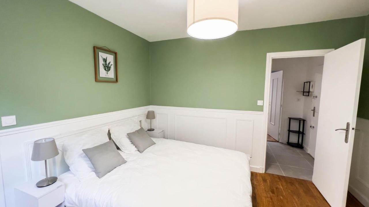 Appartement 4 Etoiles En Centre Ville De Vichy - Le Basile Екстериор снимка
