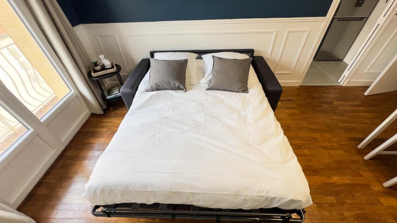 Appartement 4 Etoiles En Centre Ville De Vichy - Le Basile Екстериор снимка