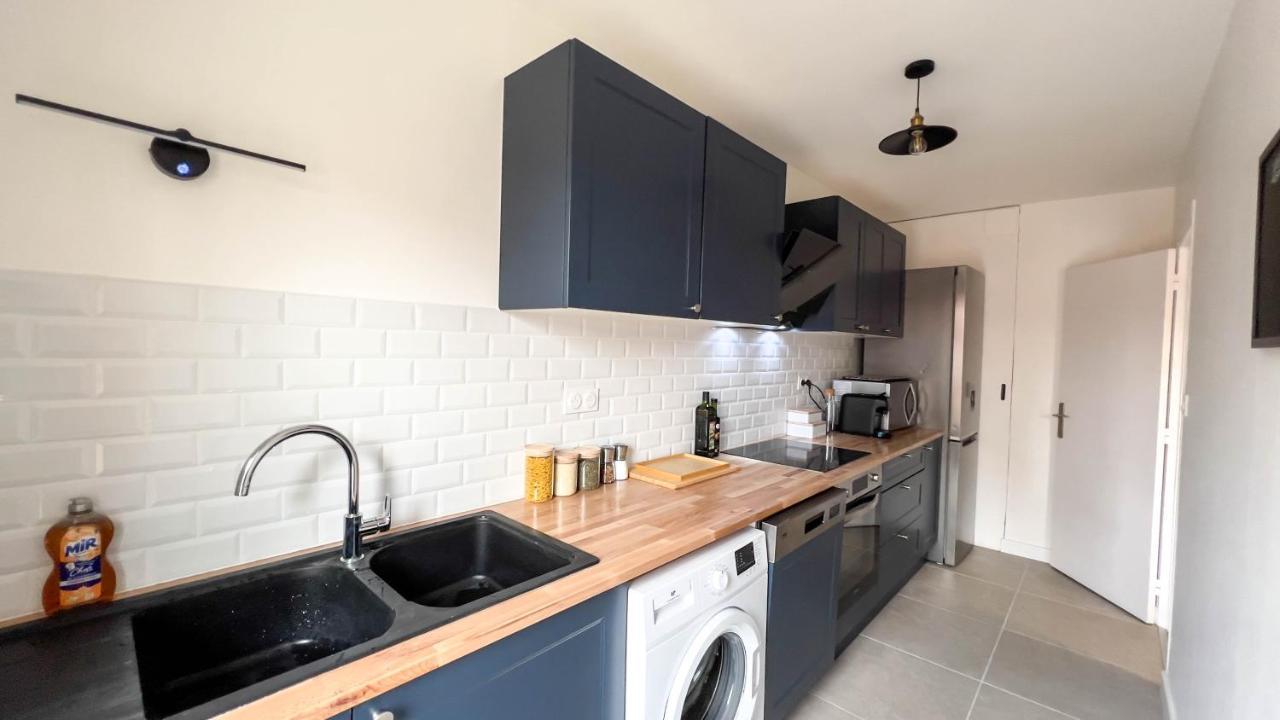 Appartement 4 Etoiles En Centre Ville De Vichy - Le Basile Екстериор снимка